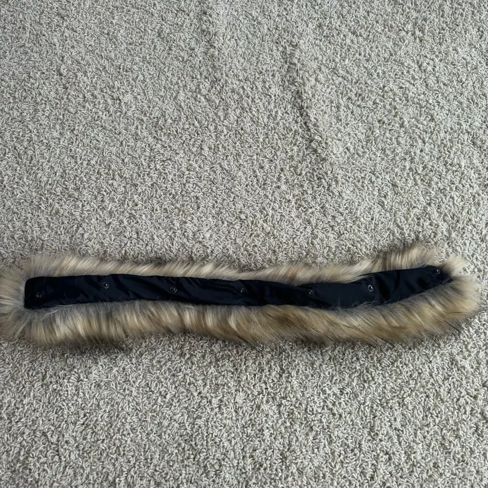 Faux Fur Removable Detached for Ski Suits and Jackets Hood New Conditon